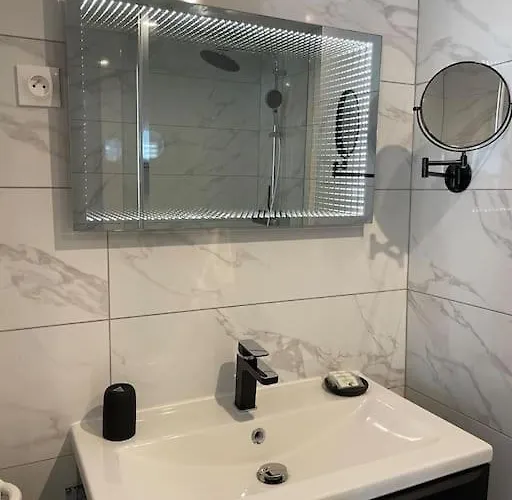 90m2 Hyper Centre Sauna * Štrasburk