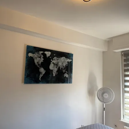 90m2 Hyper Centre Sauna *